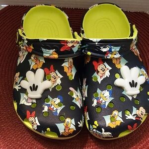 Disney Characoter Crocs